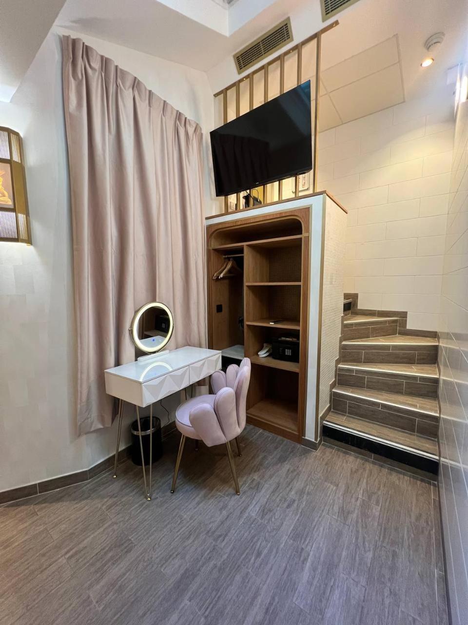 Фото Hôtel du Cadran by Collection Vesper