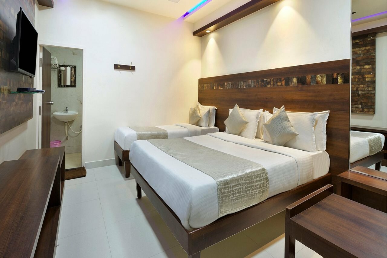 Фото отеля 2