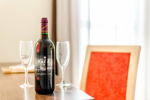 Гостиница Yit Ciudad de Zaragoza в Сарагосе