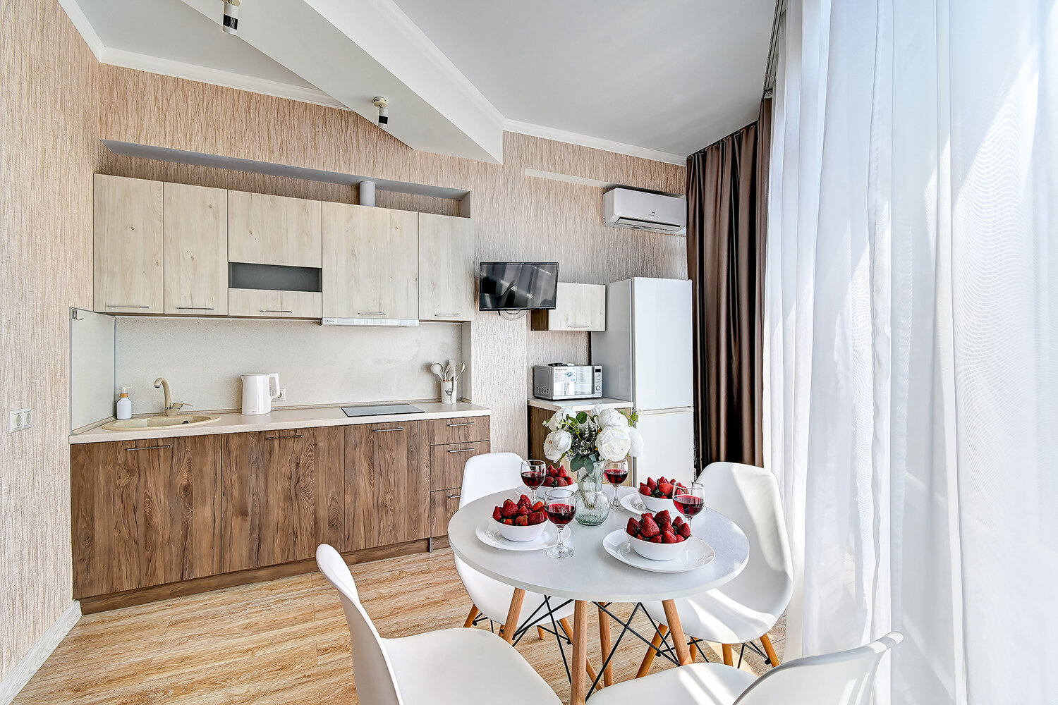 Фото МореСолнцеАпарт