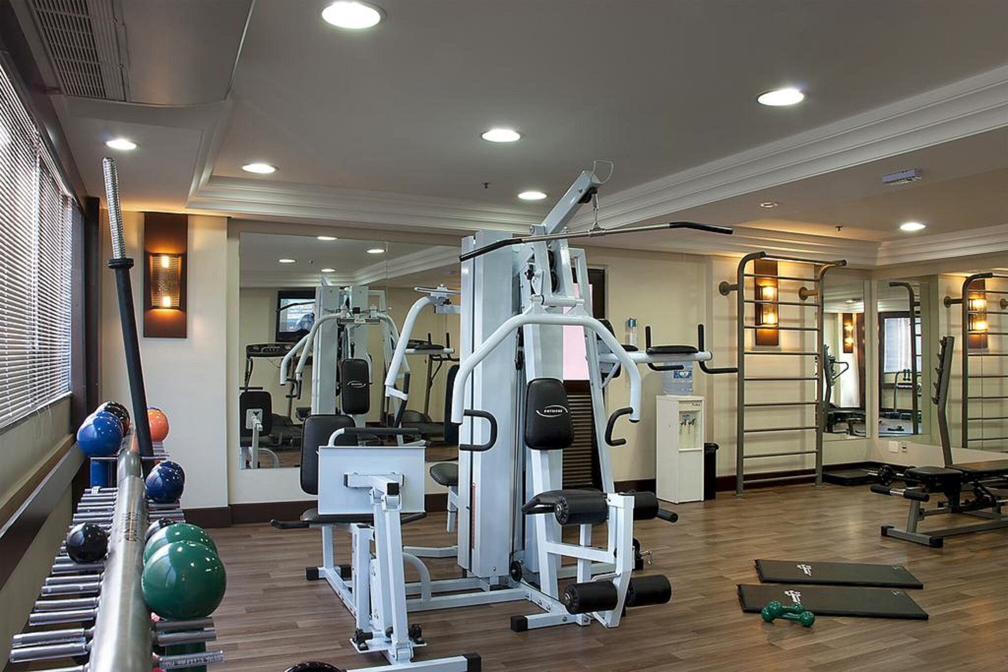 Фото Master Express Lima e Silva