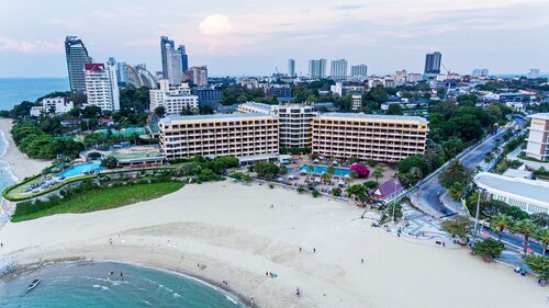 Гостиница Dusit Thani Pattaya в Паттайе