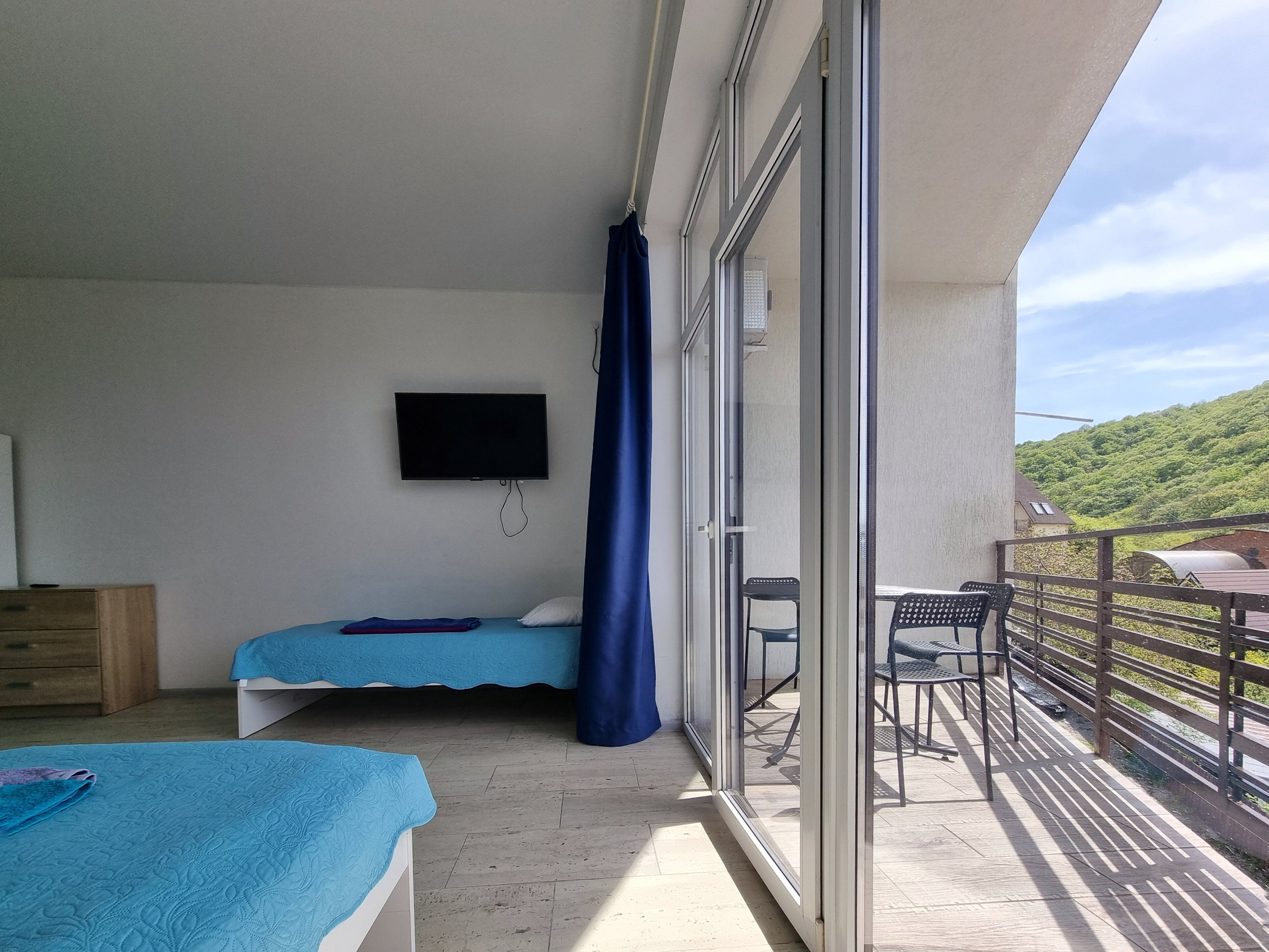 Фото Альпийская 14