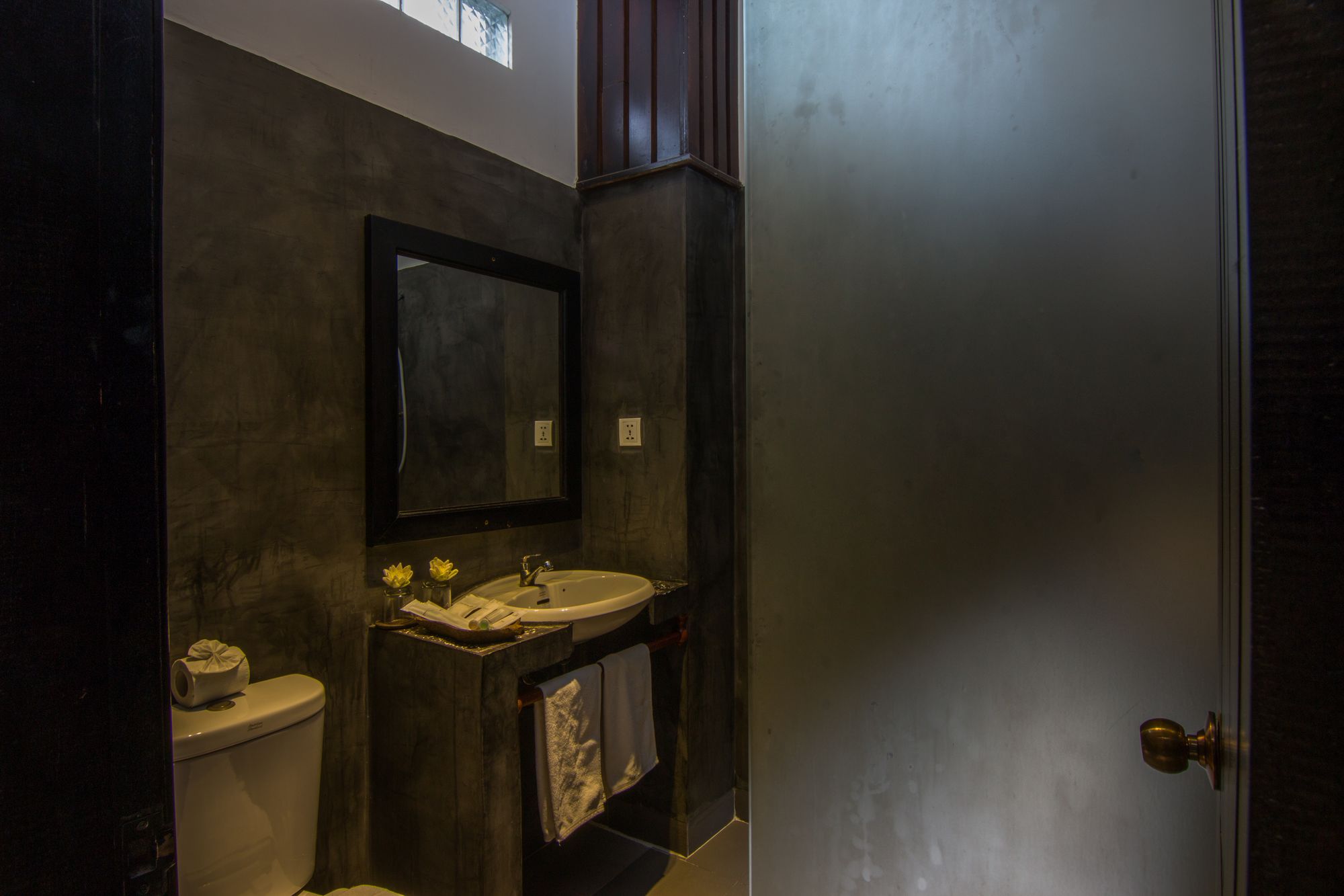 Фото Reveal Angkor Hotel