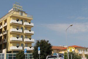 Гостиница Rèmin Plaza Hotel