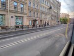 5th Sovetskaya Street (Suvorovskiy Avenue, 9) ، توقف وسائل النقل العام