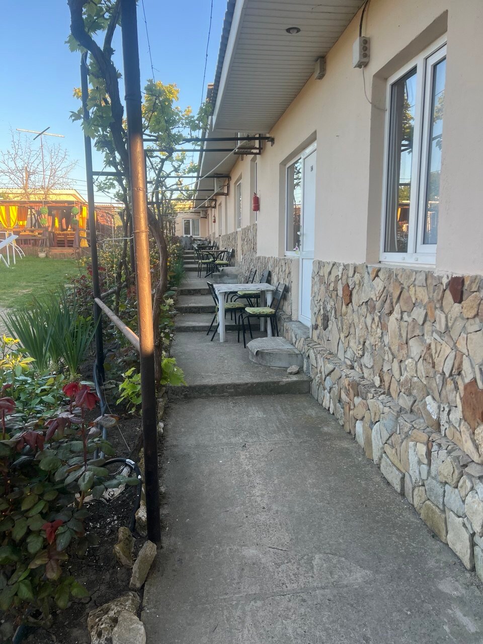 Фото отеля 2