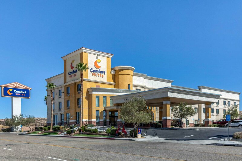 Гостиница Comfort Suites Barstow near I-15 в Барстоу