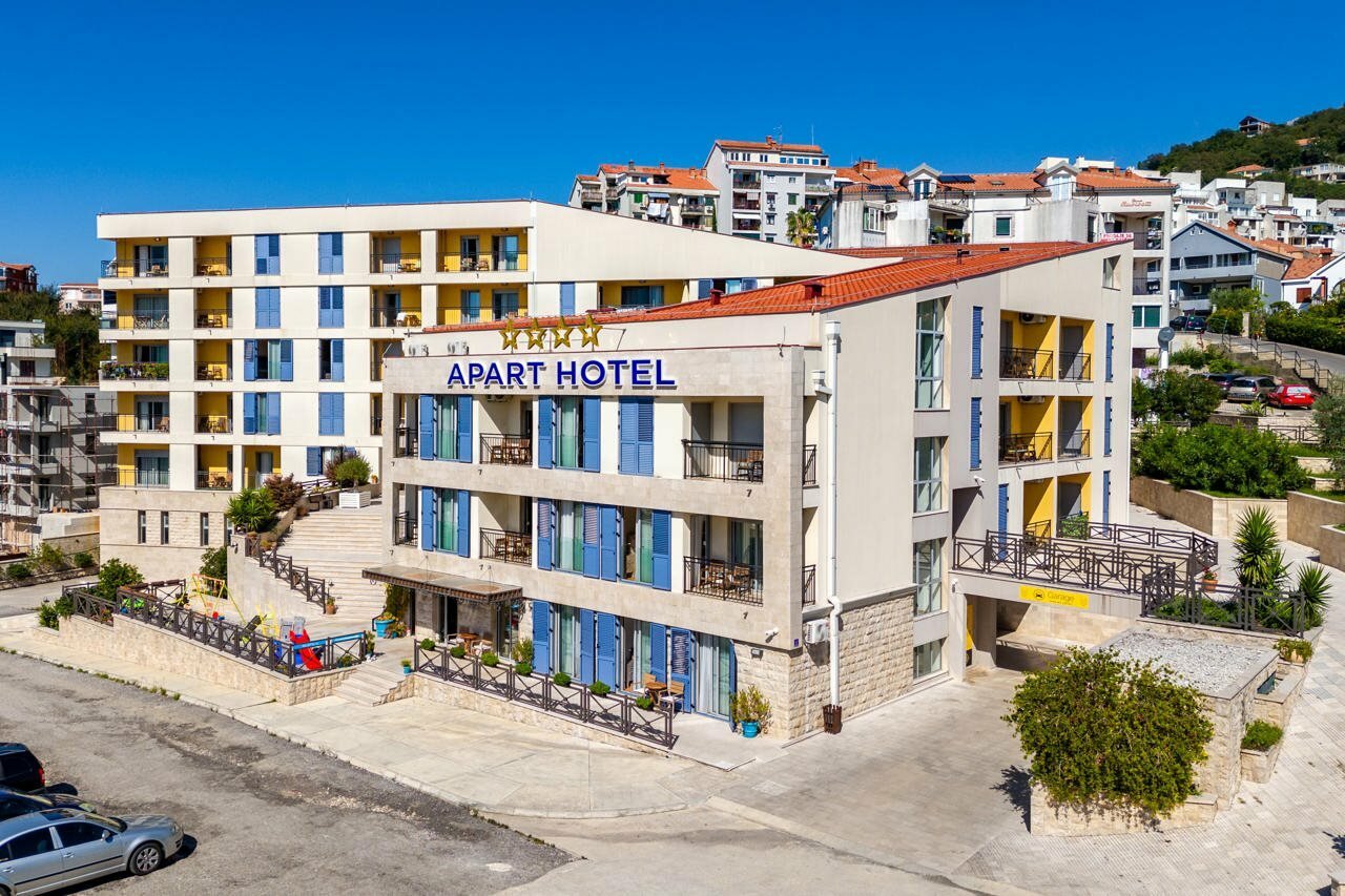 Фото отеля 2