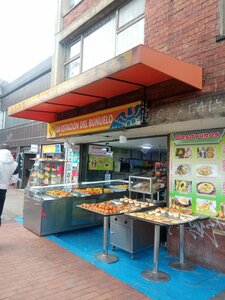 Fruteria Y Cafeteria La Estacion Del Buñuelo (Bogotá, Calle 76, 16A-53), cafe