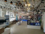 Свет (Sovetskaya Street, 47) ، محلات المصابيح