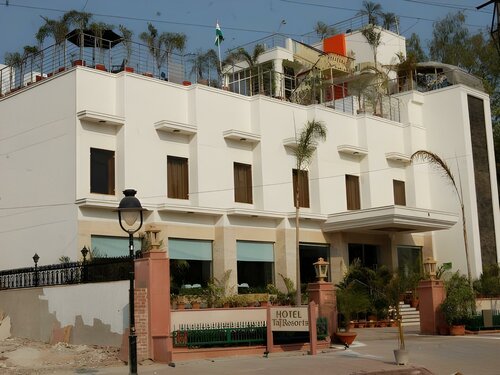 Гостиница Hotel Taj Resorts в Агре
