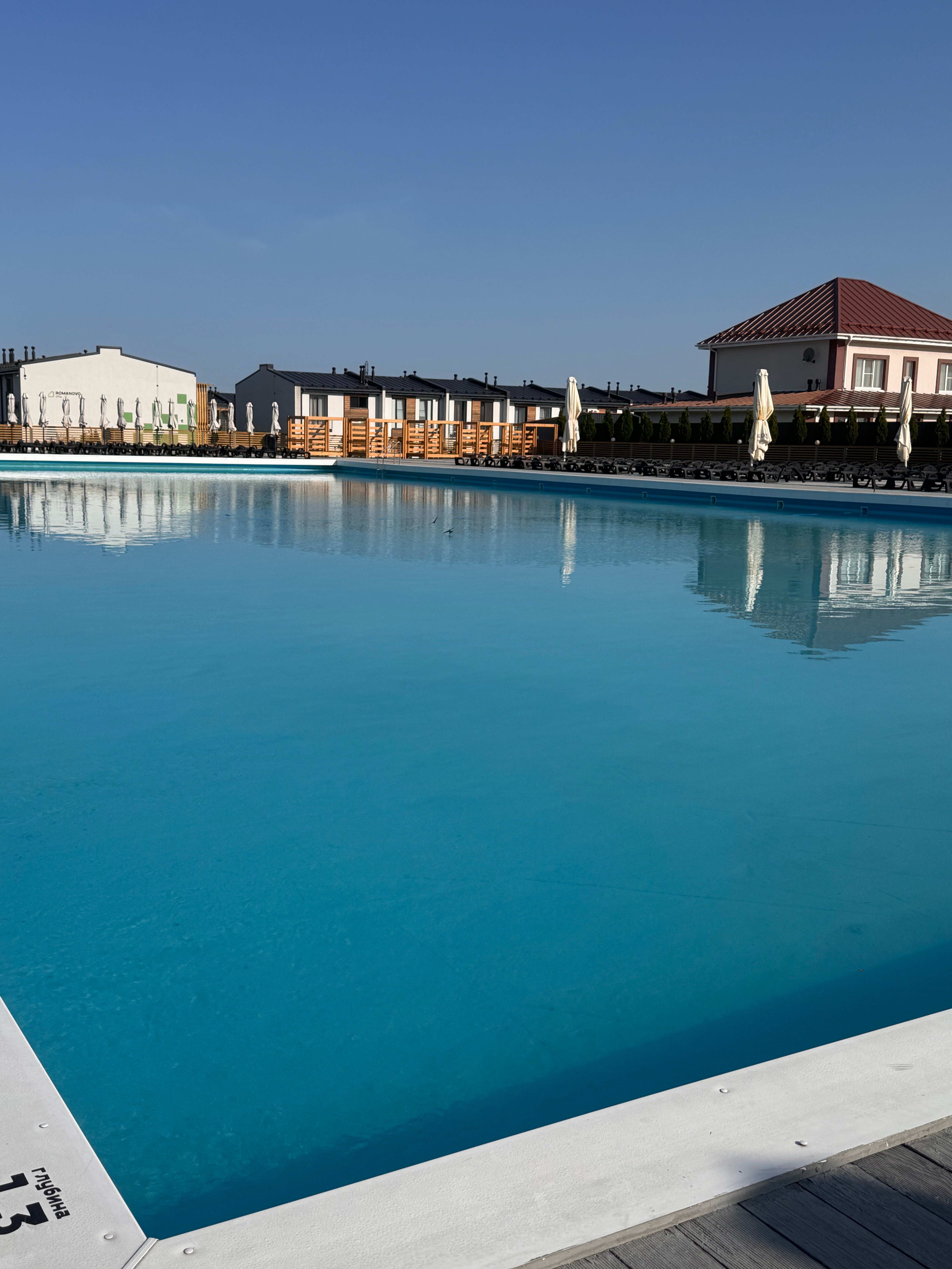 Фото Romanovo Hotel