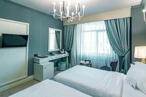 Гостиница Phoenicia Grand Hotel