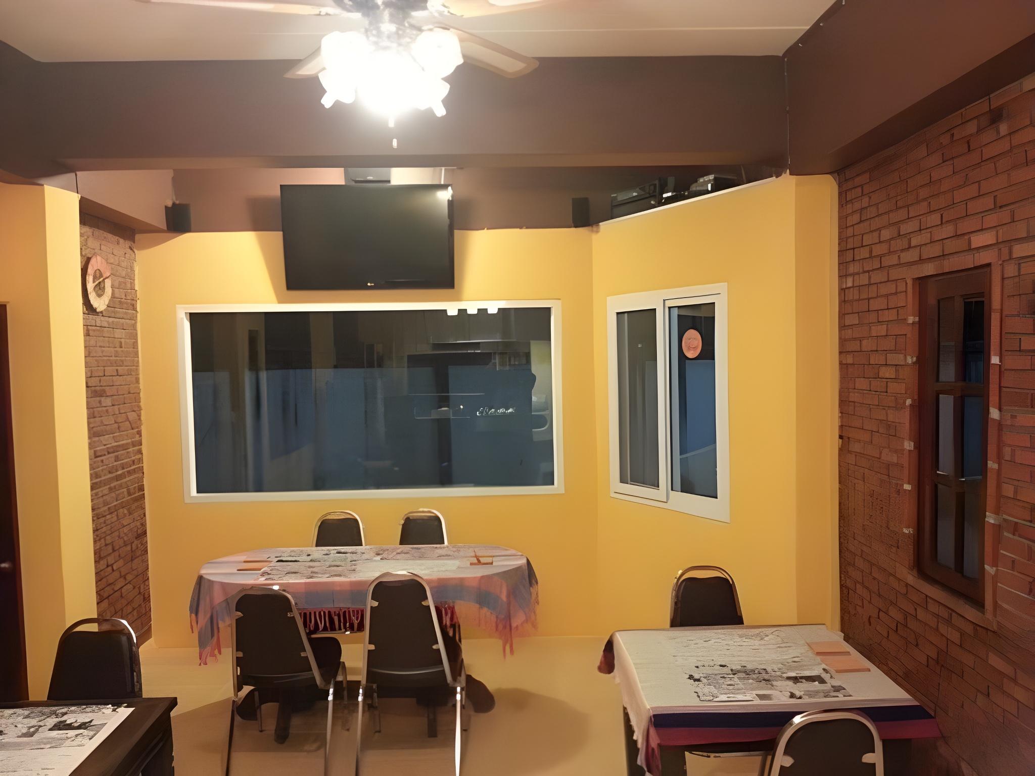 Фото Jansupar Court