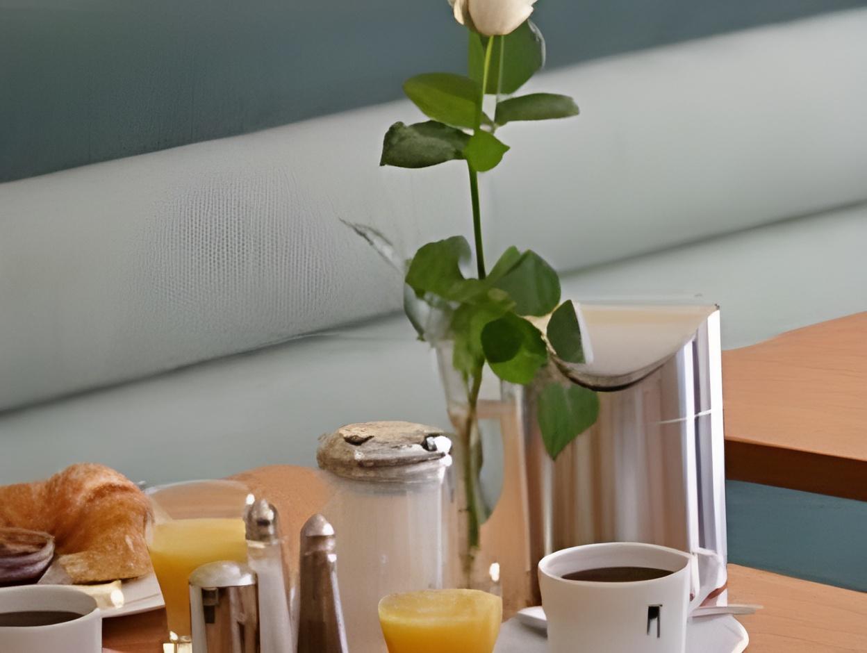 Фото Memphis Hotel