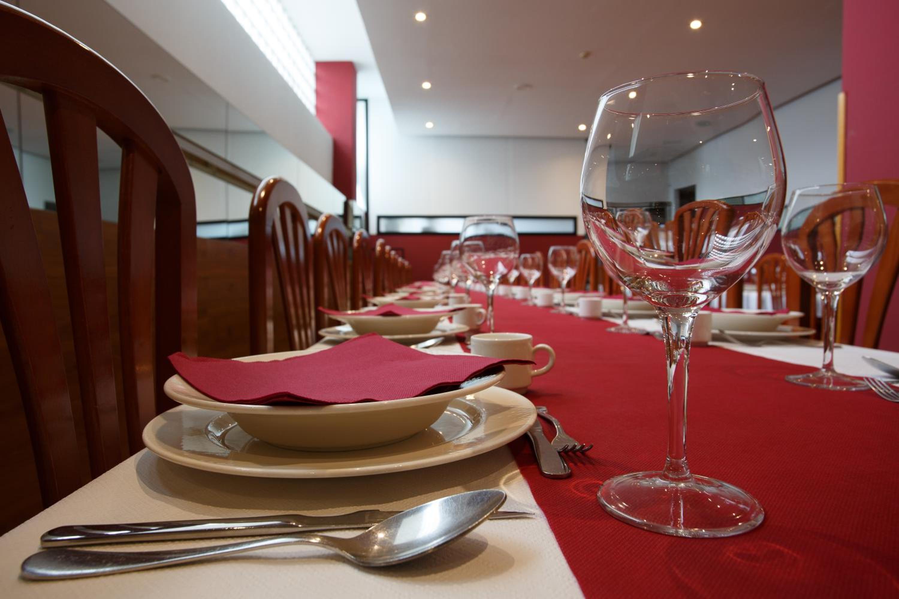 Фото Hotel Pontiñas