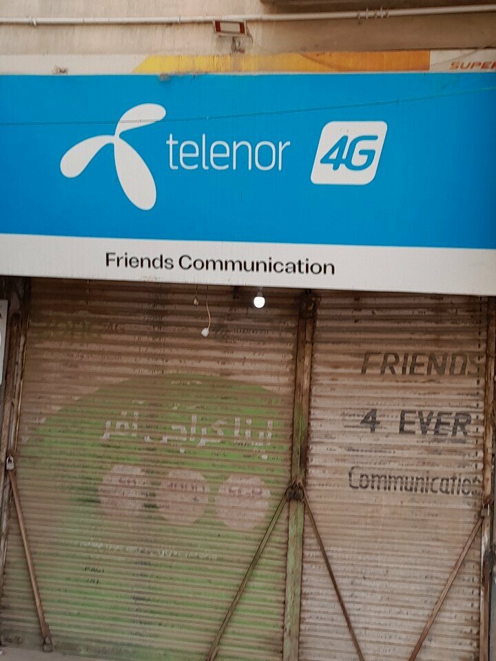 Mobile phone store Friends communication, Karachi, photo