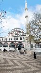 Zumrutevler Merkez Mosque (İstanbul, Maltepe, Zümrütevler Mah., Zambaklar Sok., 30/1) ، مسجد