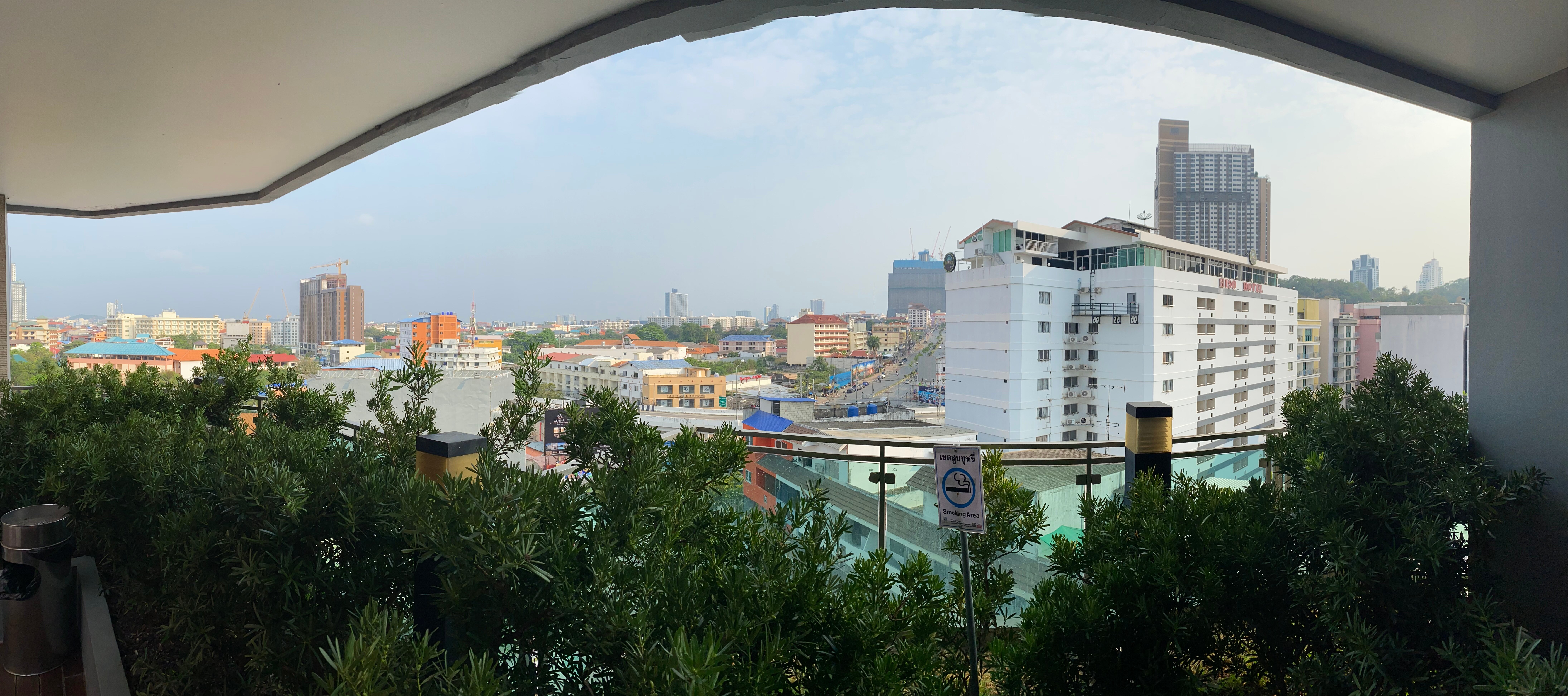 Фото The Sun Xclusive