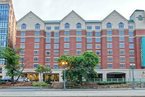 Гостиница Homewood Suites by Hilton Washington, D. C. Downtown в Арлингтоне