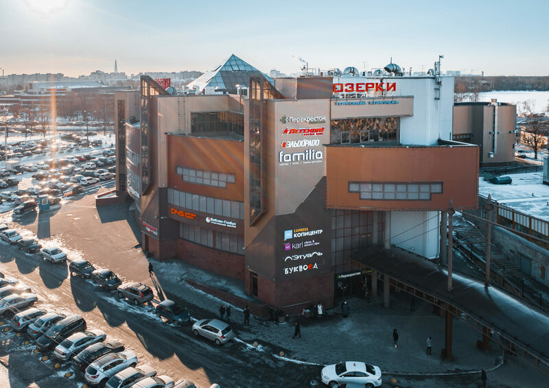 Біздің ханымдарымыздың кеуделері