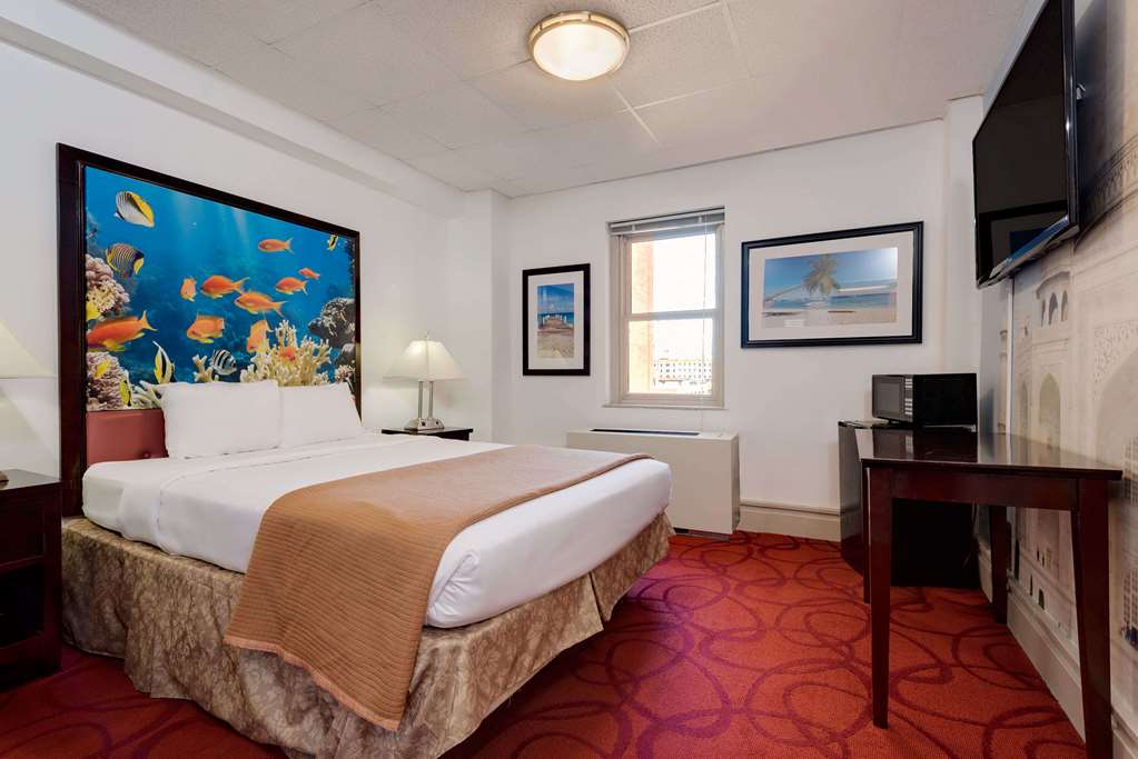 Фото Madison Hotel Boardwalk