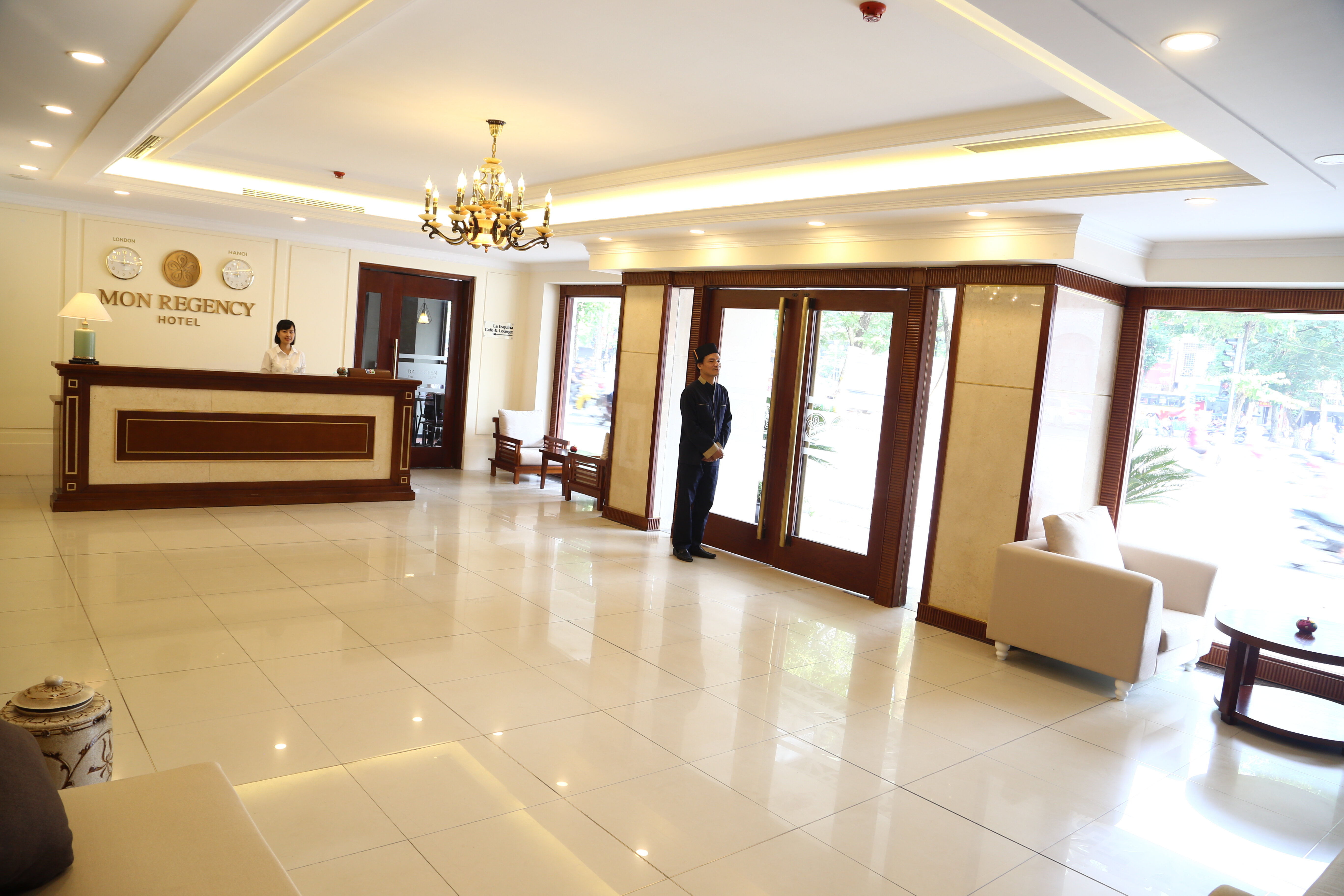 Фото La Passion Classic Hotel