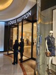 Louis Vuitton (Singapore, Marina Reservoir), bags and suitcases store
