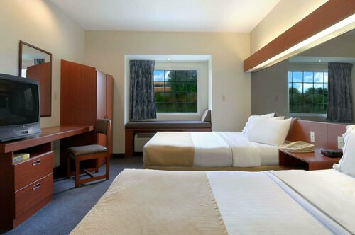 Гостиница Microtel Inn & Suites by Wyndham Bossier City в Бошьер Сити