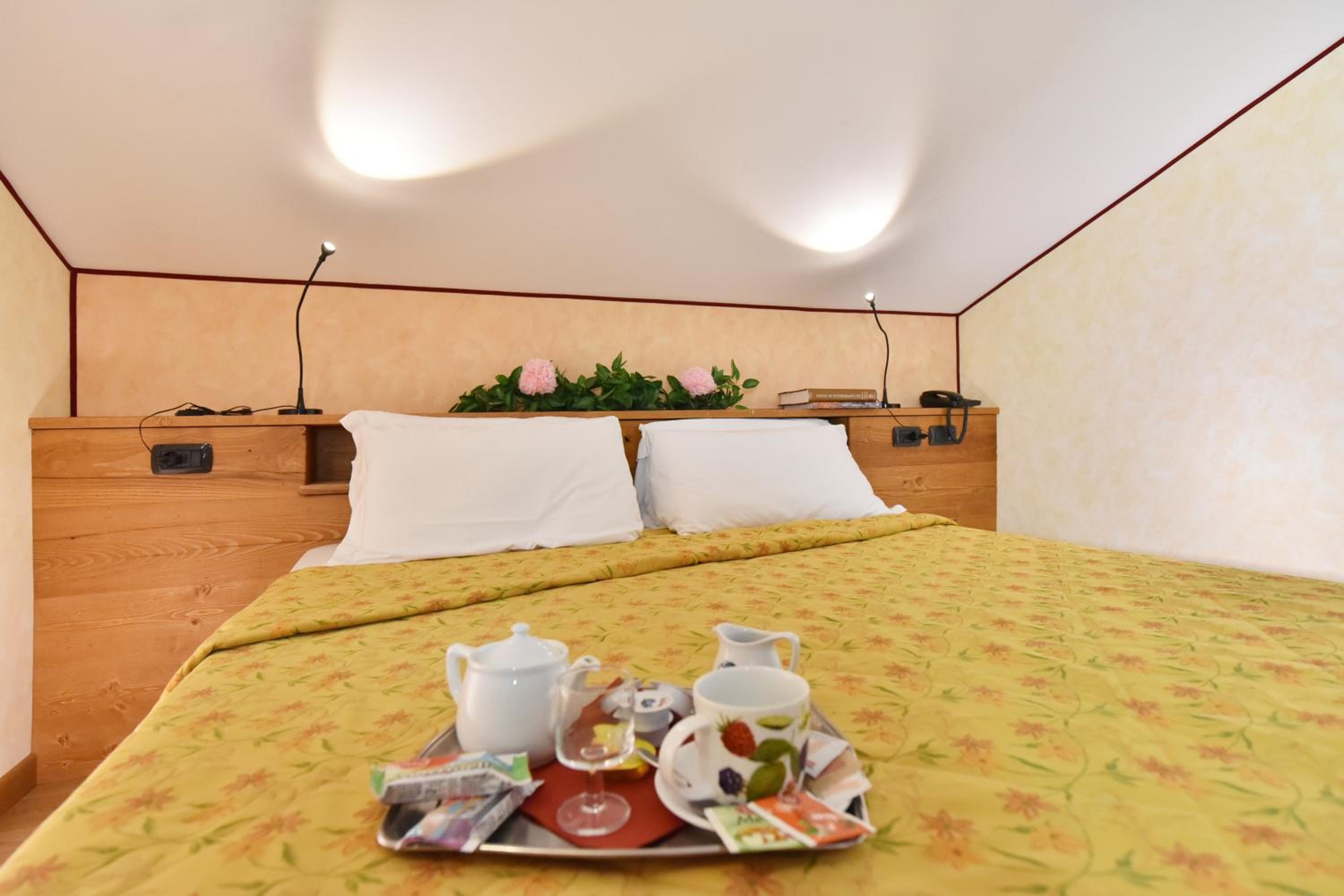 Фото Hotel Bijou