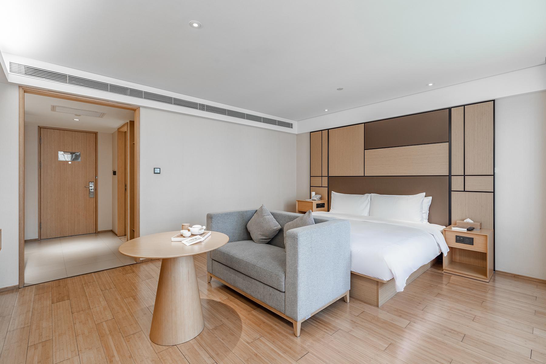 Фото Ji Hotel Lujiazui Babaiban