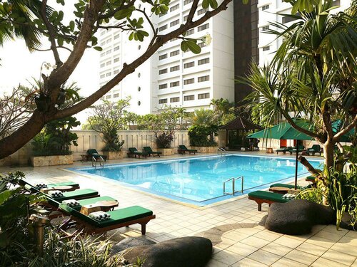Гостиница Aryaduta Menteng в Джакарте