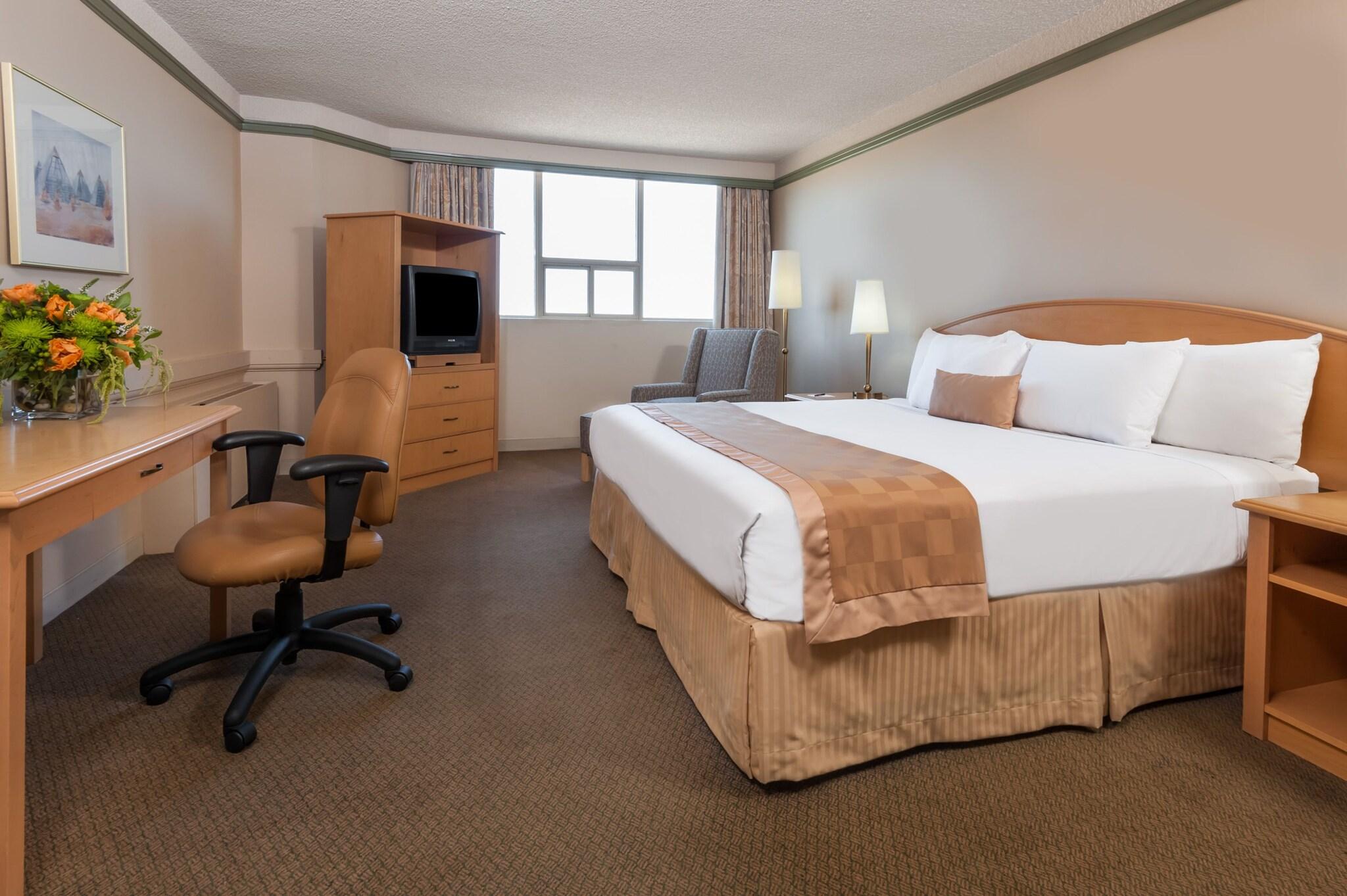 Фото Ramada Edmonton Hotel & Conference Centre