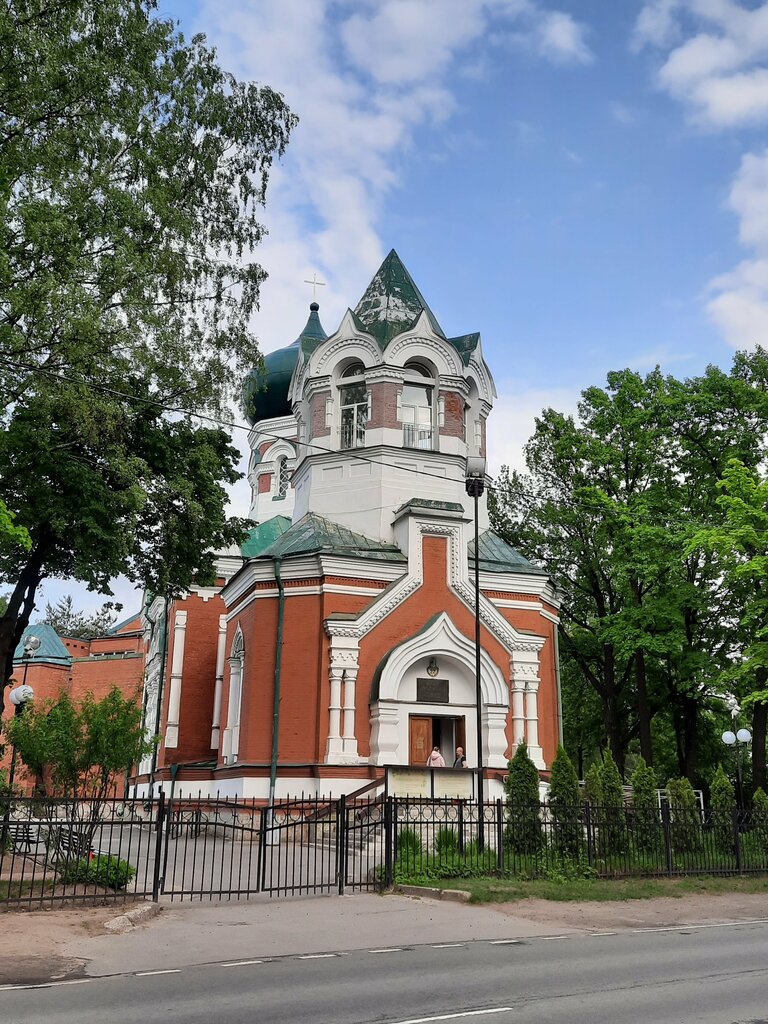 كنيسة بروتستانتية Religioznaya organizatsiya Tserkov Yevangelskikh Khristian-Baptistov ، سان بطرسبرغ، صورة