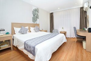 Гостиница GreenTree Inn Zhangjiakou Jinding Ci’er Mountain Road Business Hotel