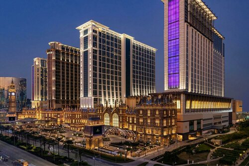 Гостиница Sheraton Grand Macao The Londoner в Макао (Аомыне)