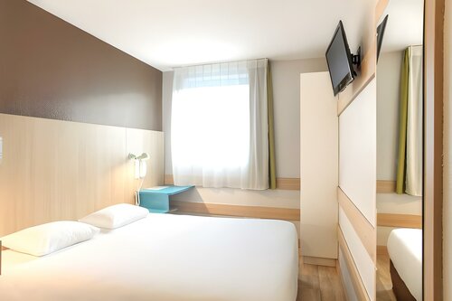 Гостиница Hotel Reseda в Монтрее