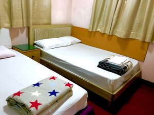 Villa Costa (1/F, 11 Avenida de Horta e Costa), hotel