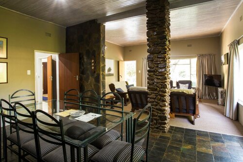 Гостиница Merry Pebbles Resort & Caravan Park