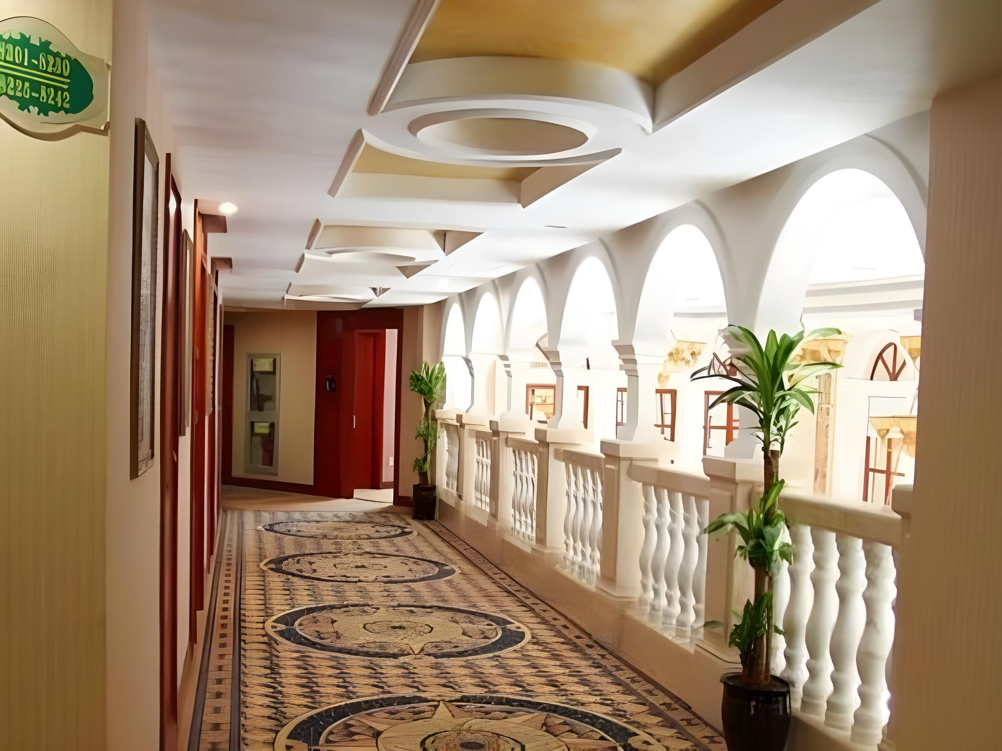 Фото Vienna Hotel Shanghai Pudong Airport Huaxia Road