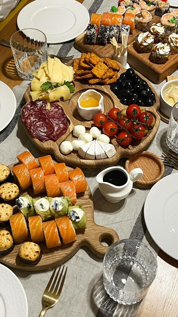 Food and lunch delivery Вжух и Суши, Vladivostok, photo