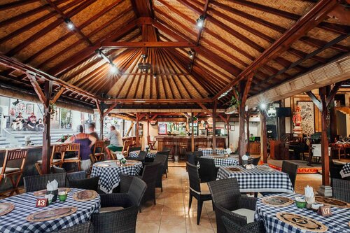 Гостиница Kuta Puri Bungalows