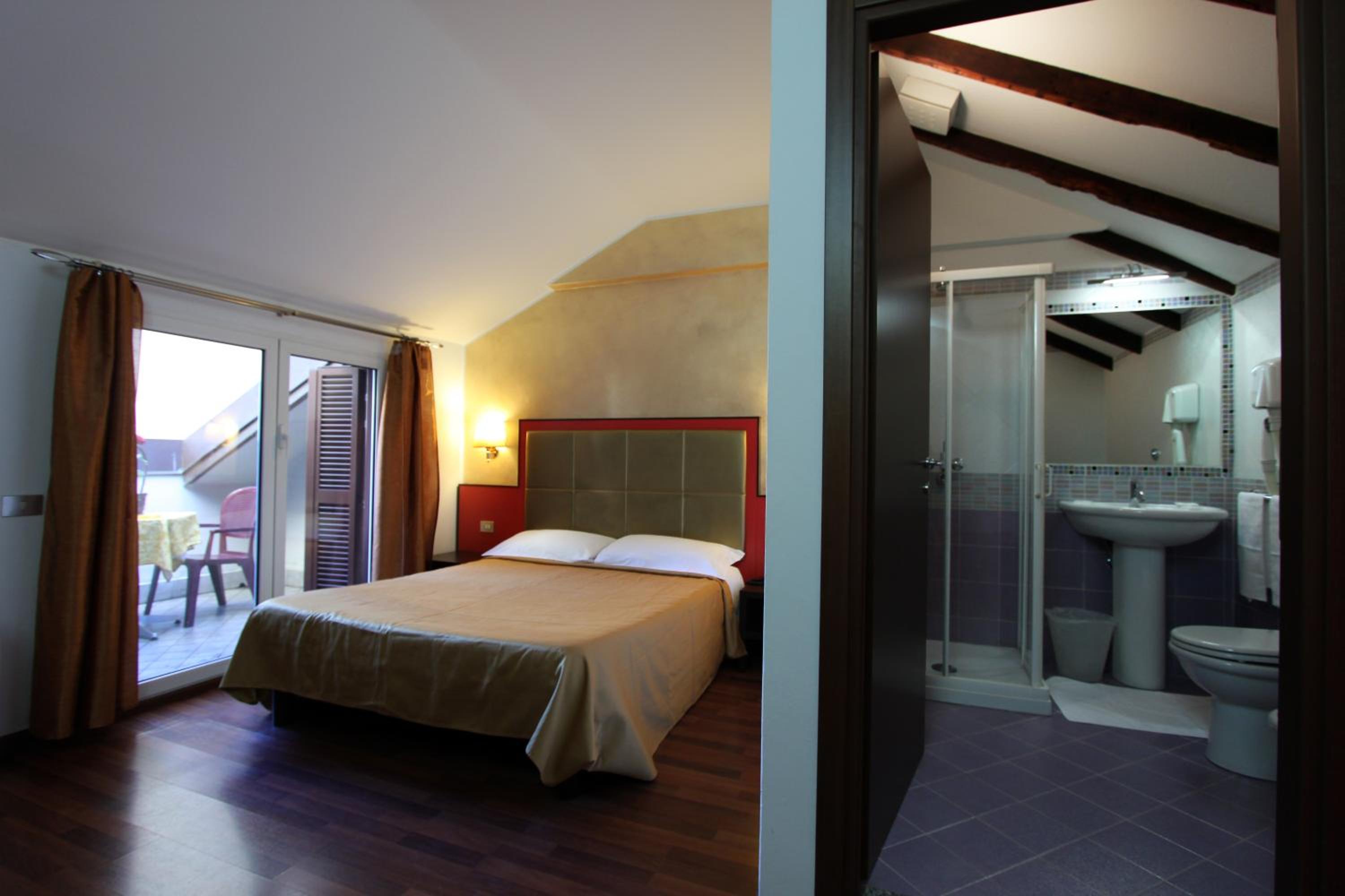 Фото Lux Hotel Durante