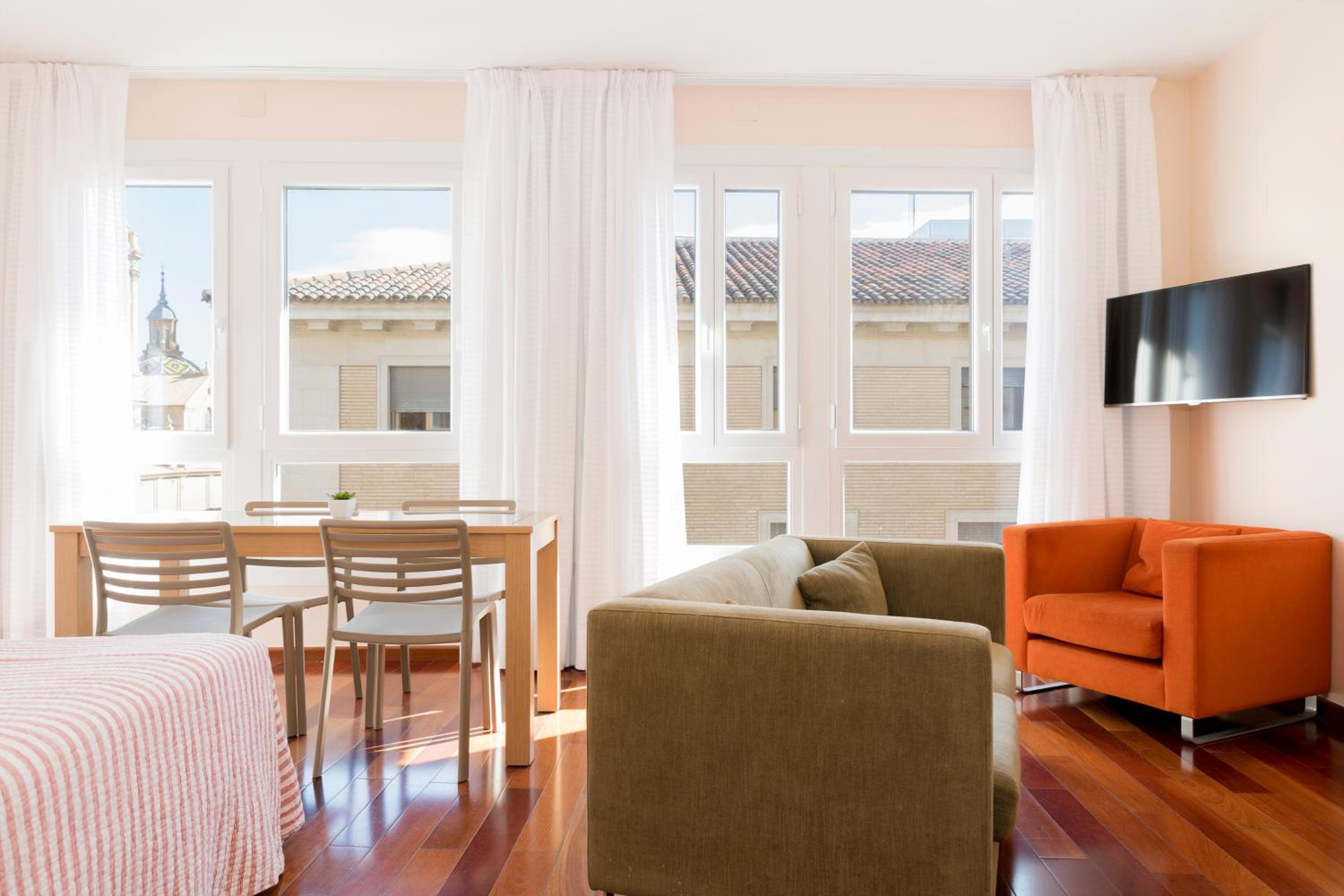 Фото Apartamentos Turísticos Sabinas El Pilar