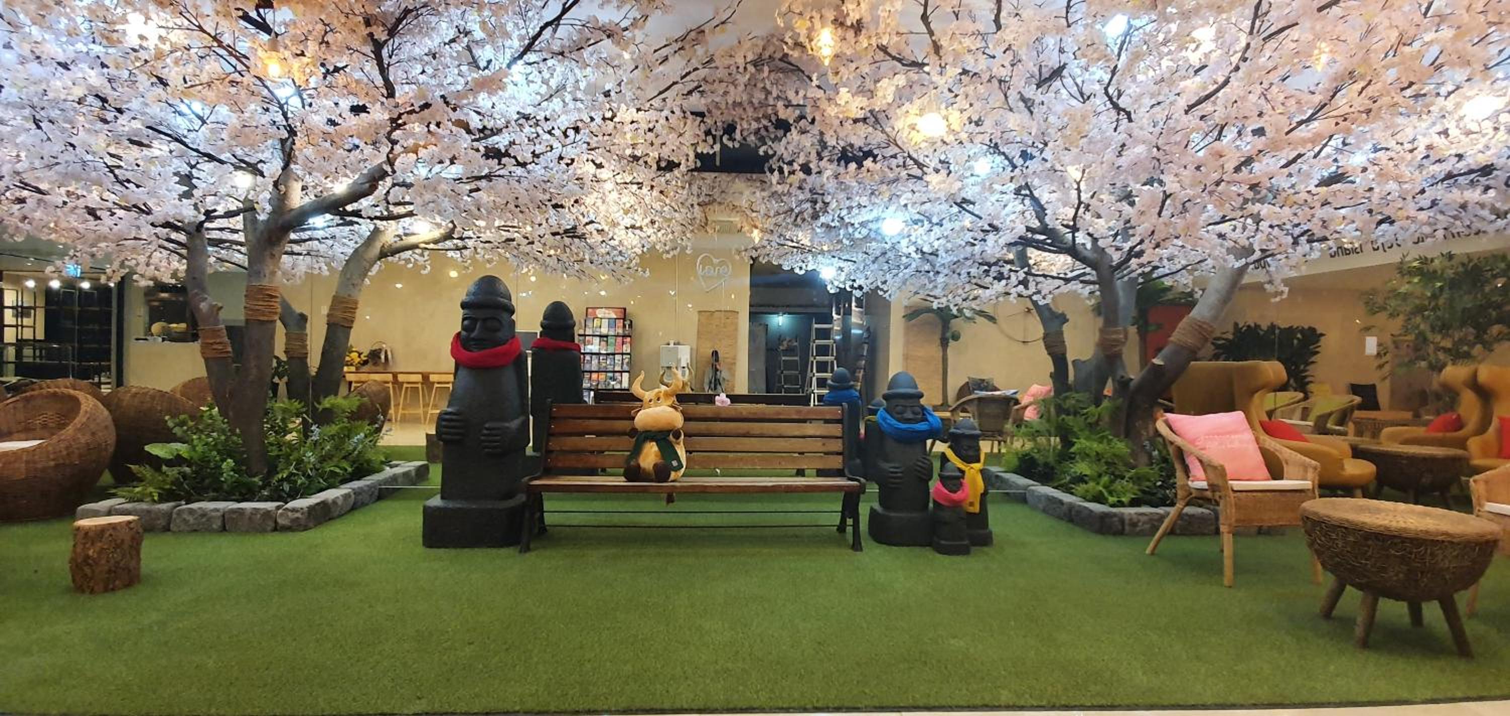 Фото Grandmillions Hotel