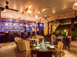 Гостиница Grand Mercure Vadodara Surya Palace