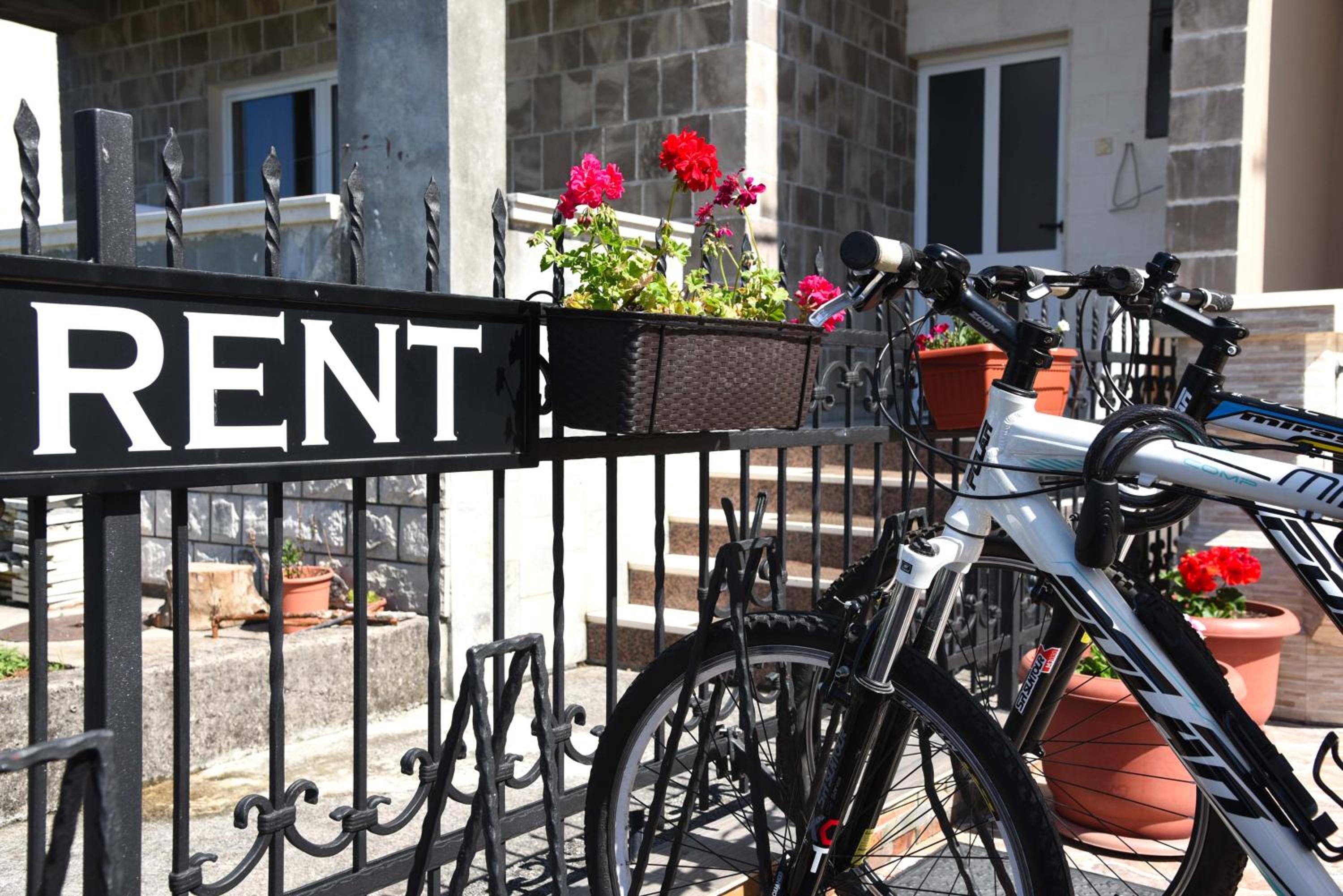 Фото D&D Apartments Tivat