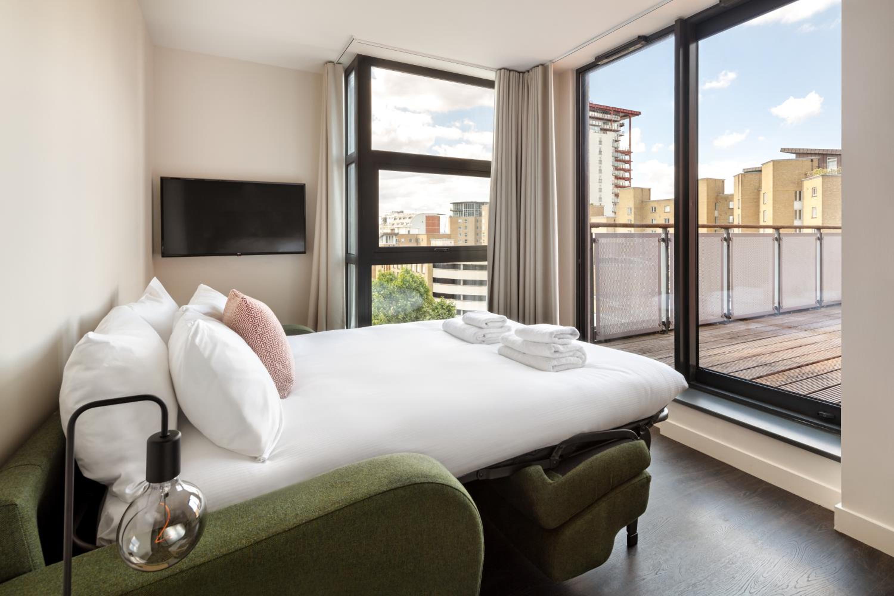 Фото Marlin Apartments Canary Wharf