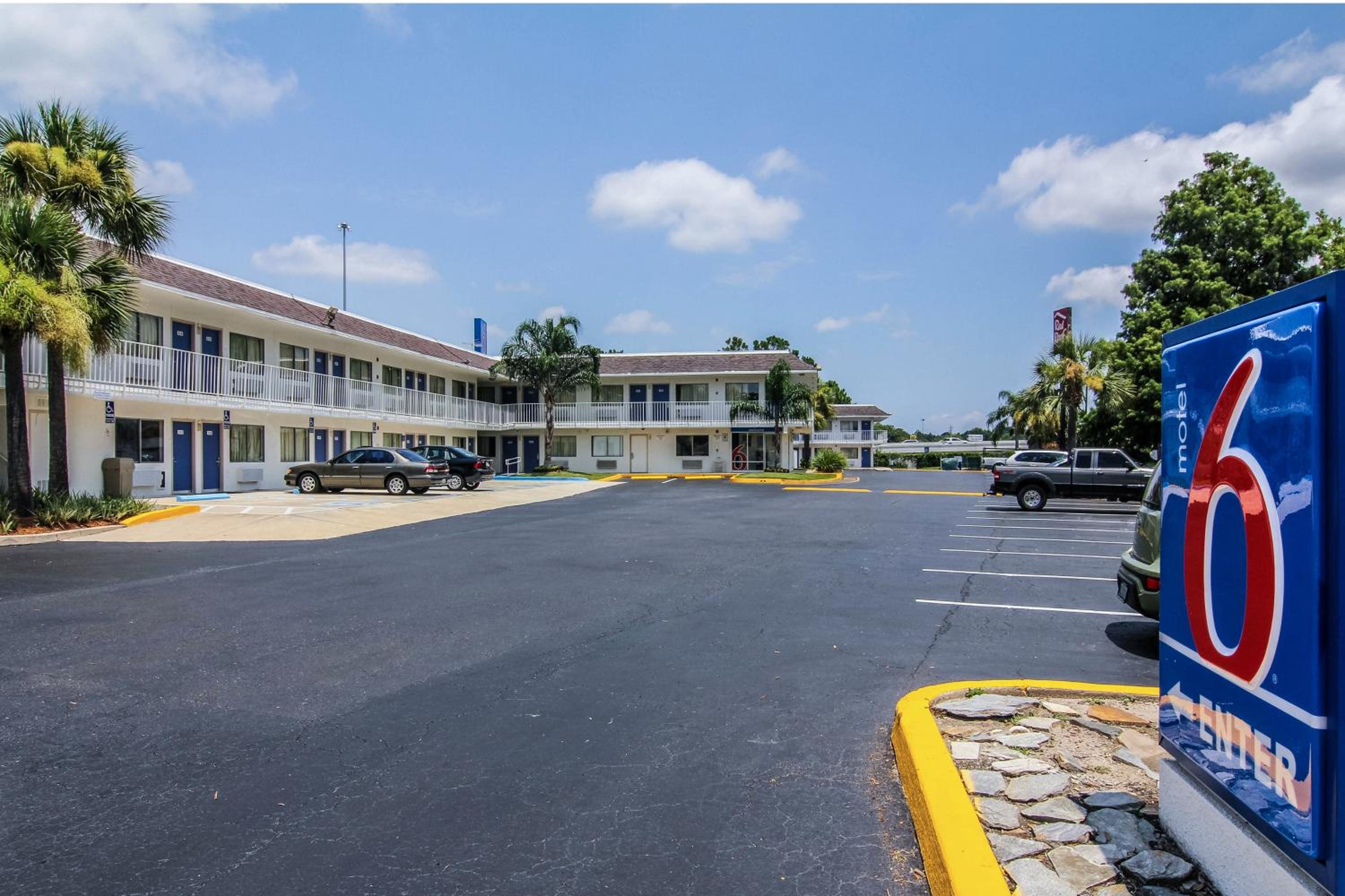 Фото Motel 6 Jacksonville, Fl - Orange Park